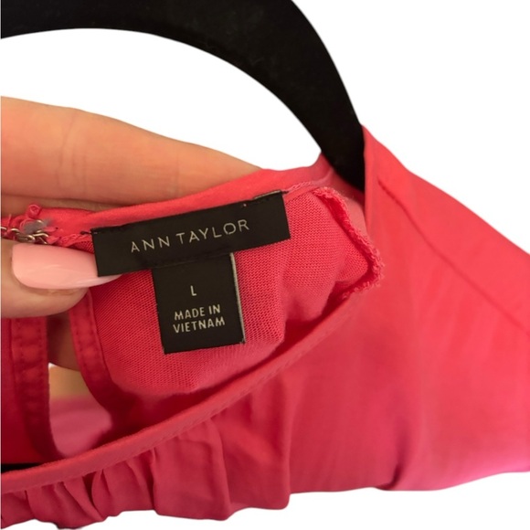Ann Taylor Coral Blouse Size Large (L) - Picture 7 of 7